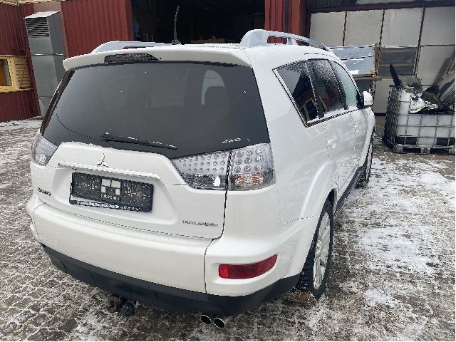 Støtfanger bak til Mitsubishi Outlander 2010-2012 (Type II, Fase 2) (MITSUBISHI|)