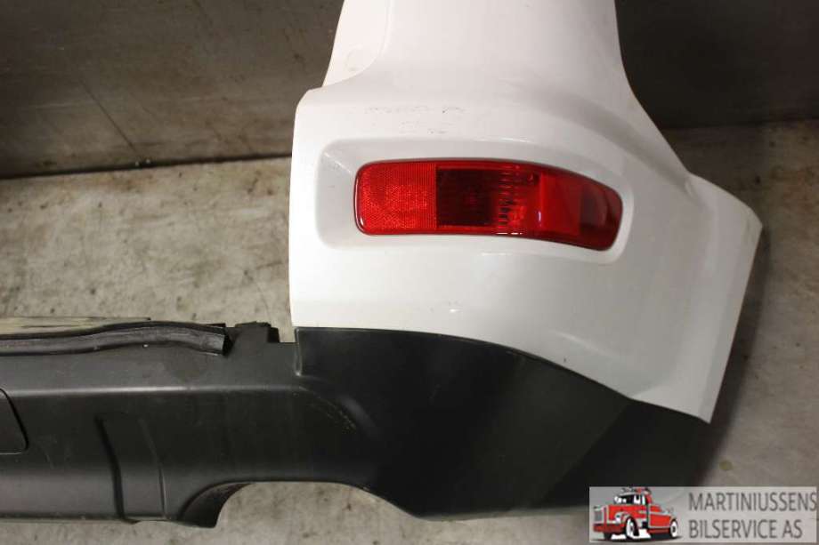 Støtfanger bak til Mitsubishi Outlander 2010-2012 (Type II, Fase 2) (MITSUBISHI|)