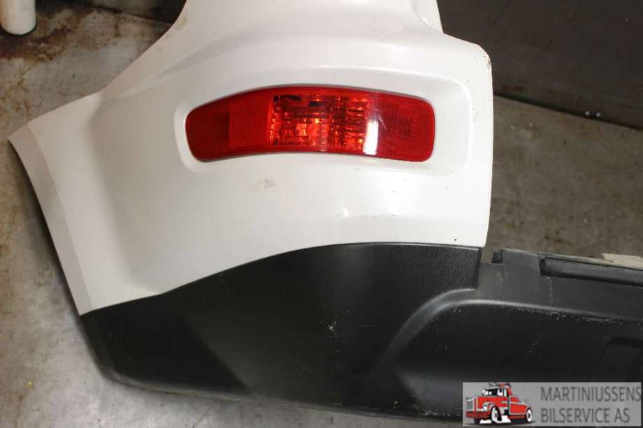 Støtfanger bak til Mitsubishi Outlander 2010-2012 (Type II, Fase 2) (MITSUBISHI|)
