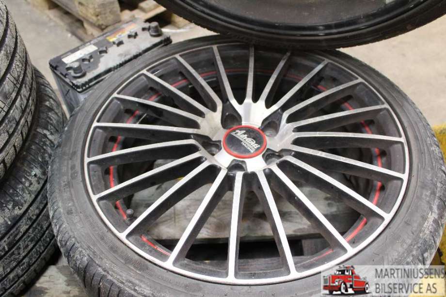 Hjulsett aluminium sommer til Renault Laguna 2001-2005 (Type II, Fase 1)  (RENAULT|-6MM|5X108|225/40-18)