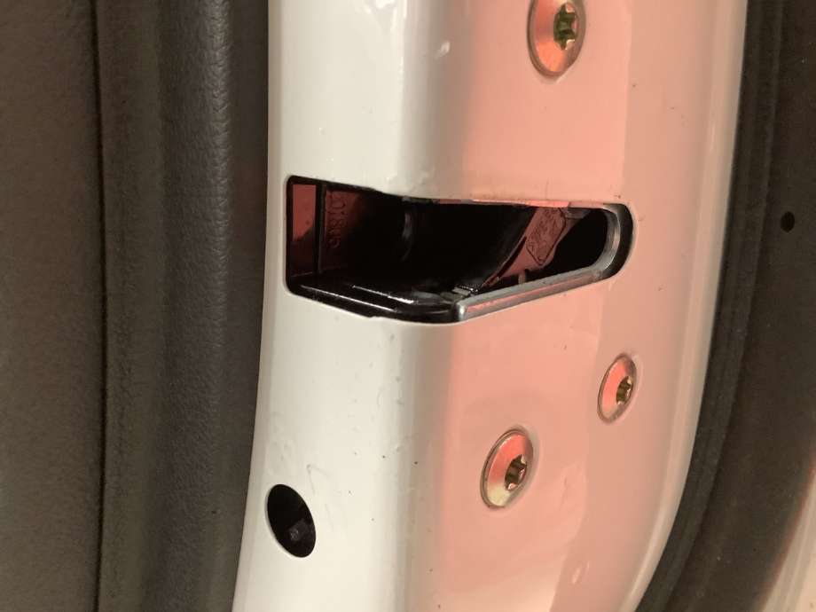 Låsekasse høyre til Hyundai Kona, 2017-2021 (Type I, Fase 1)  (HYUNDAI|)