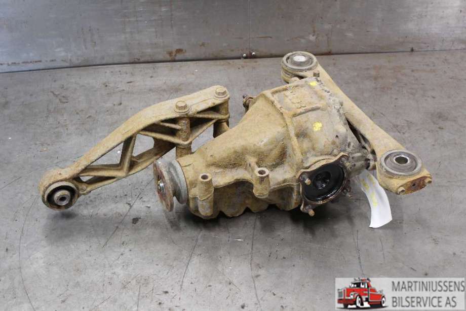 Kardang klokke bak til Toyota Hiace 2007-2012 (Fase 3)  (TOYOTA|)