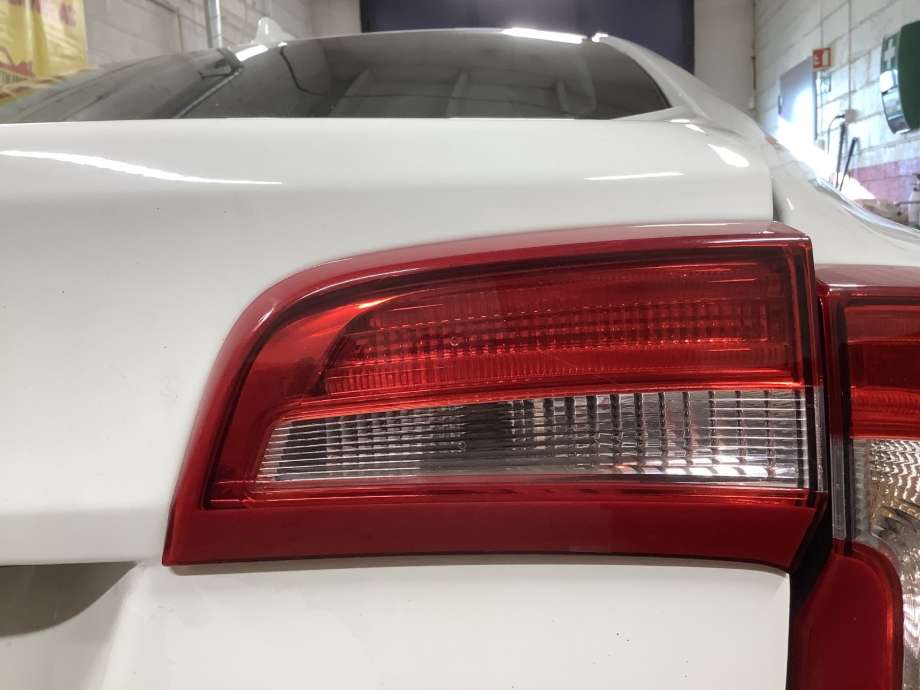 Baklykt høyre indre til Volvo S60, 2010-2014 (Type II, Fase 1) (VOLVO|)