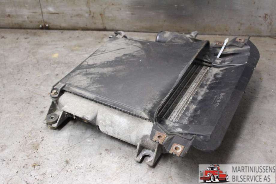 Intercooler til Toyota Hiace 2007-2012 (Fase 3)  (TOYOTA|)