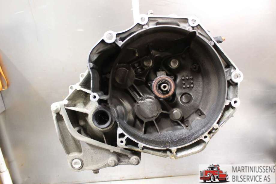 Girkasse manuell 6-trinn til Opel Corsa E, 2015-2019  (OPEL|B10XF)