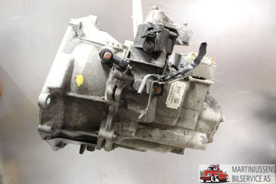 Girkasse manuell 6-trinn til Opel Corsa E 2015-2019  (OPEL|B10XF|)