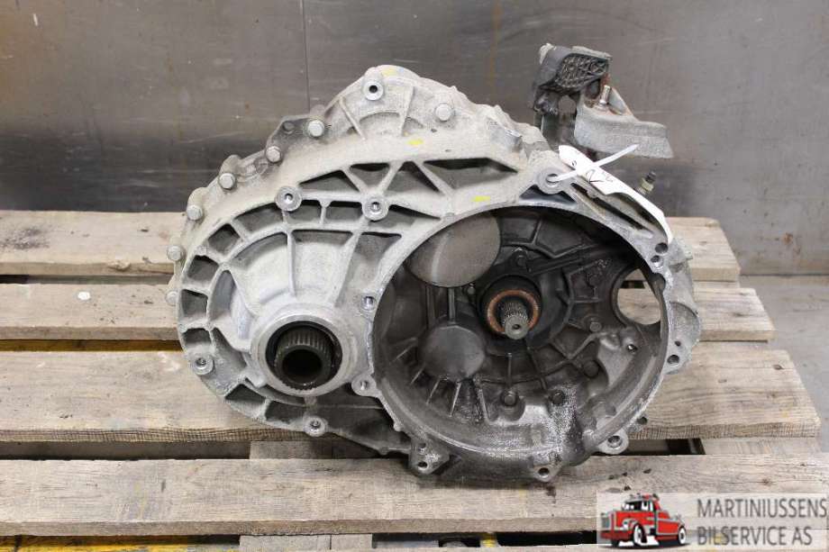 Girkasse manuell 6-trinn til VW Transporter / Caravelle 2009-2015 (Fase 2) (T5) (T5) (VOLKSWAGEN|PAW|)