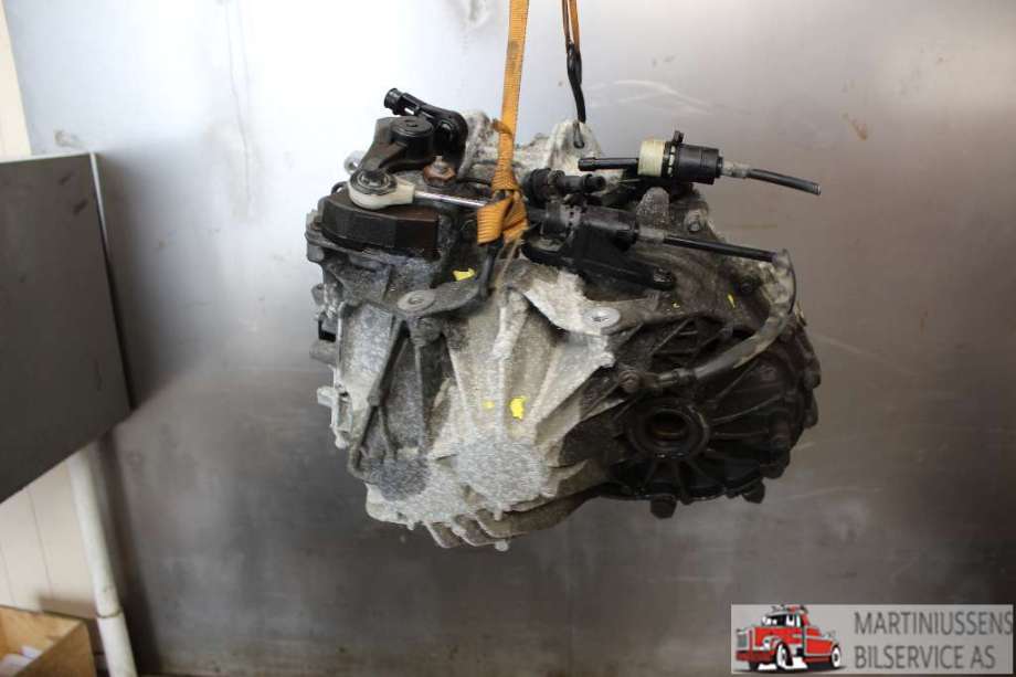 Girkasse manuell 6-trinn til Volvo V40 2012-2019  (VOLVO||66R-7F097-BB)