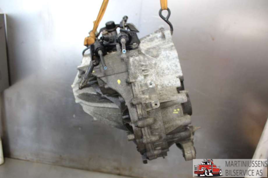 Girkasse manuell 6-trinn til Volvo V40 2012-2019  (VOLVO||66R-7F097-BB)