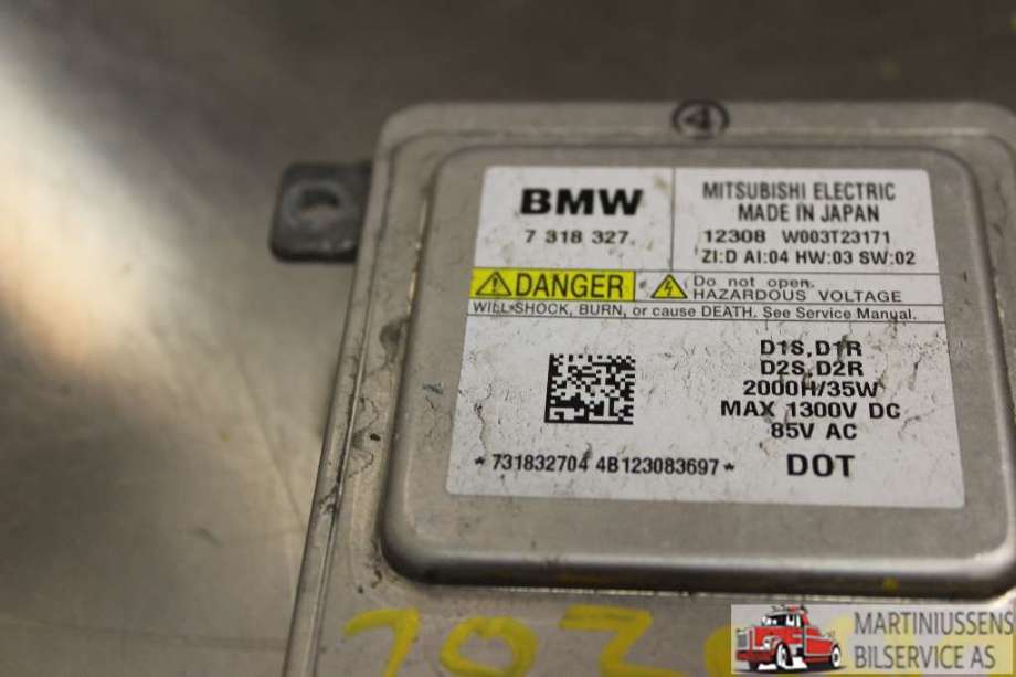 Styreenhet xenon/ballast til BMW 1-Serie 2011-2015 (Fase 1) (F20/F21) (F20/F21) (BMW|7 318 327|)