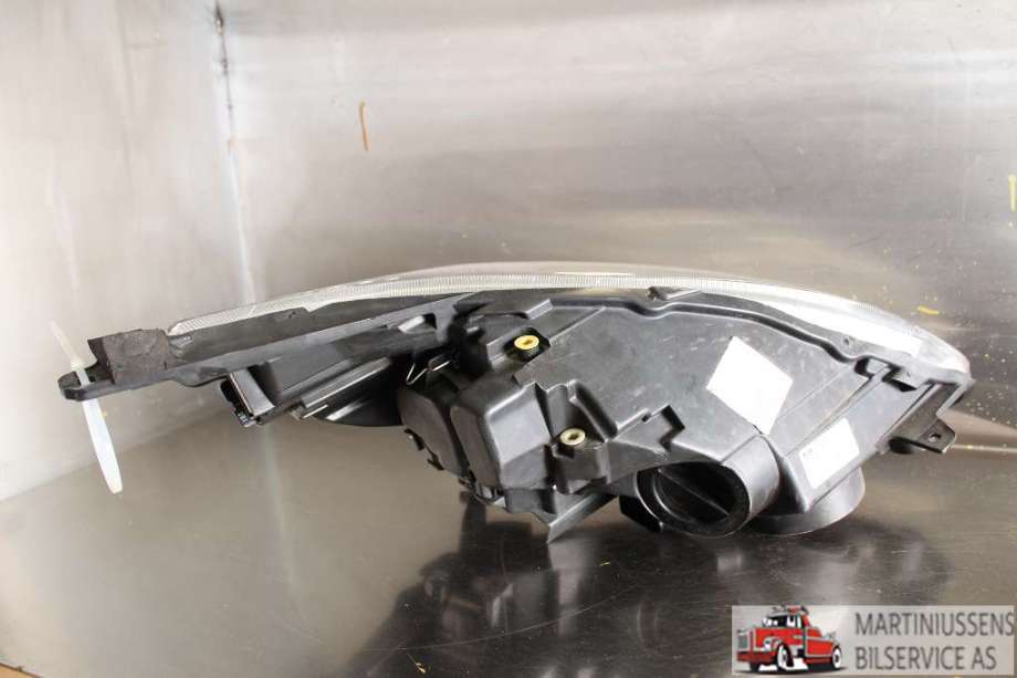 Frontlykt venstre halogen til Ford C-Max 2010-2015 (Type II, Fase 1)  (FORD|)