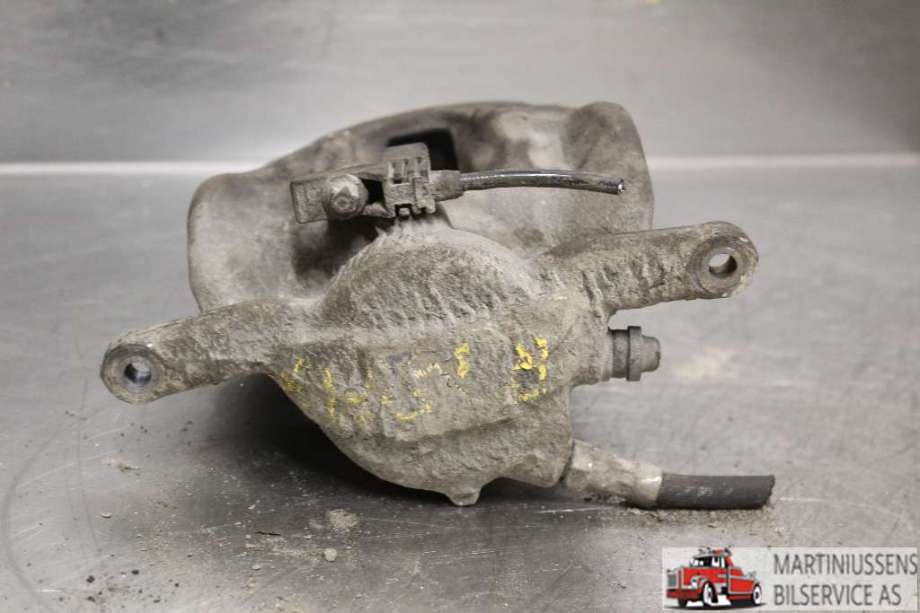 Bremsecaliper høyre foran til Mercedes GLA 2014-2020 (X156) (X156) (MERCEDES|)