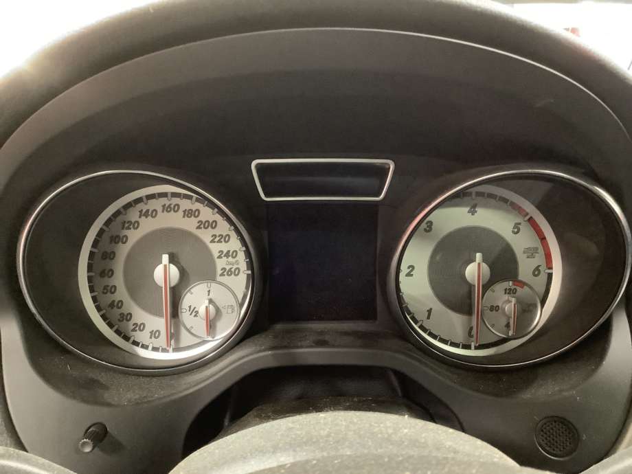 Speedometer til Mercedes GLA, 2014-2020 (X156) (X156) (MERCEDES|)