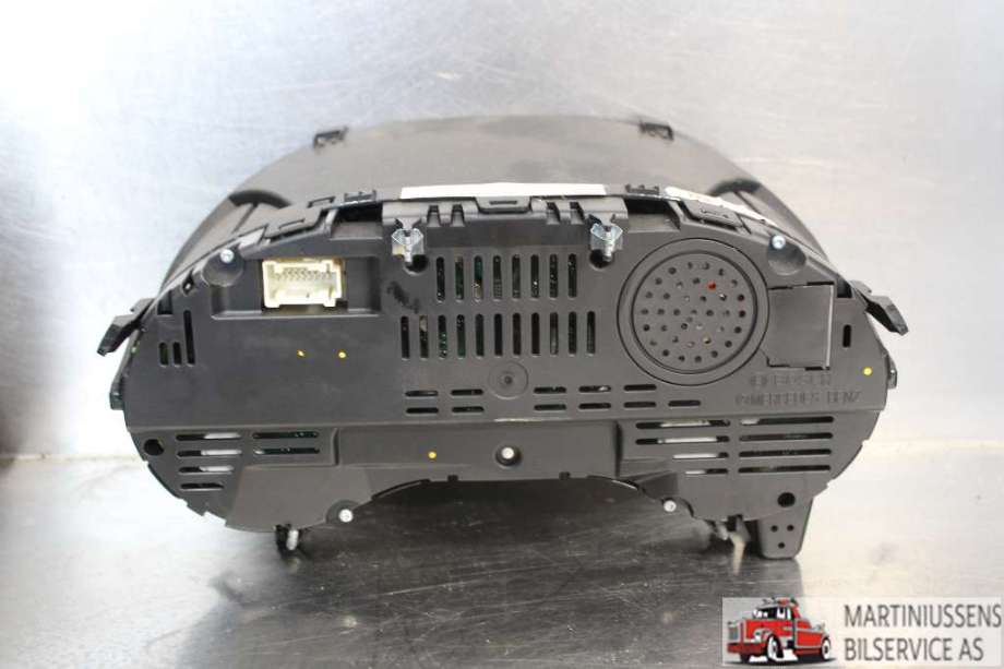 Speedometer til Mercedes GLA 2014-2020 (X156) (X156) (MERCEDES||A172 902 35 05)