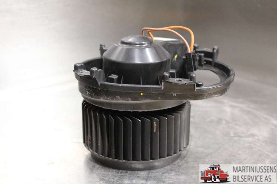 Varmeapparat motor til Mercedes GLA, 2014-2020 (X156) (X156) (MERCEDES|A246 906 42 00)