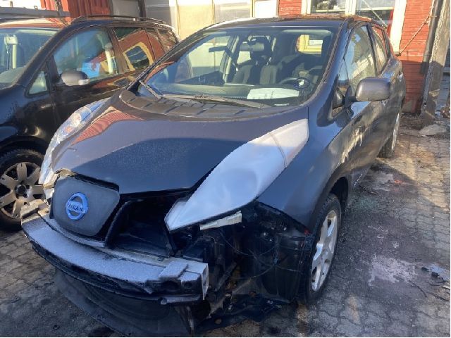 Frontlykt venstre halogen til Nissan Leaf, 2011-2017 (Type I) (NISSAN|)