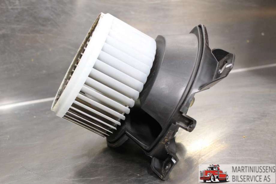 Varmeapparat motor til Opel Corsa E 2015-2019  (OPEL|13335075|)