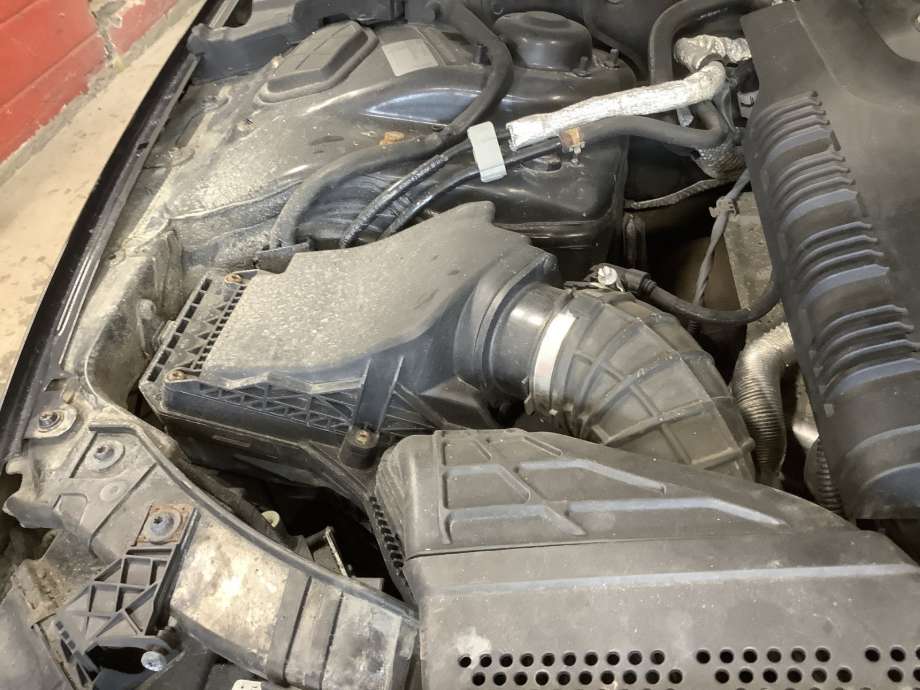 Luftfilterboks til Audi A4, 2007-2014 (Type IV) (B8) (B8) (AUDI|)