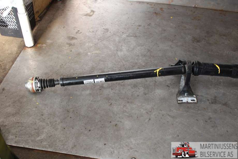 Mellomaksel til Mercedes GLA 2014-2020 (X156) (X156) (MERCEDES|)