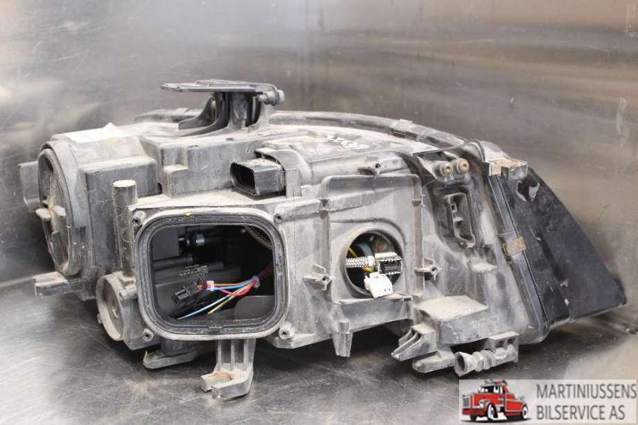 Frontlykt venstre xenon til Audi A4 2007-2014 (Type IV) (B8) (B8) (AUDI|8K0 941 029 AJ|)