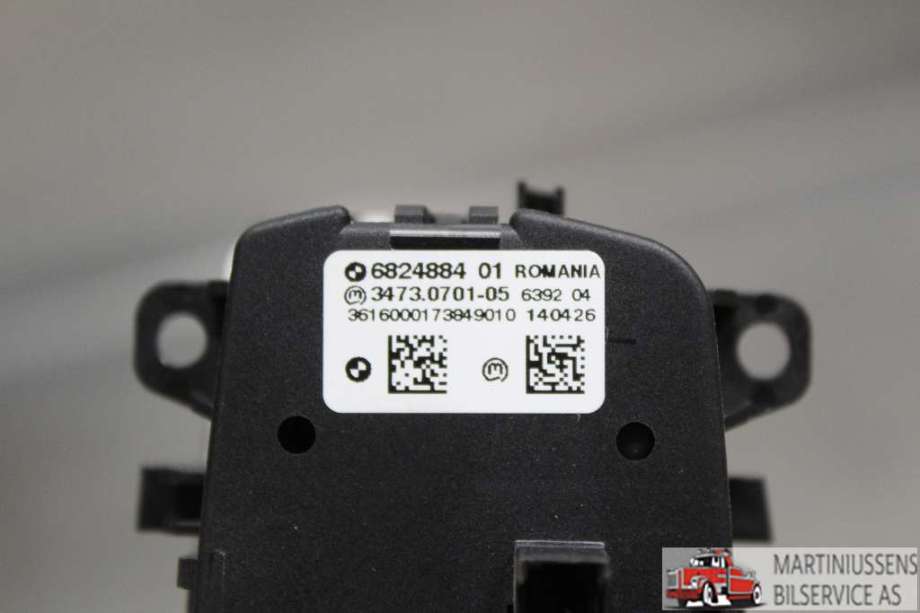 Bryter lys til BMW i3 2013-2022  (BMW||6824884 01)