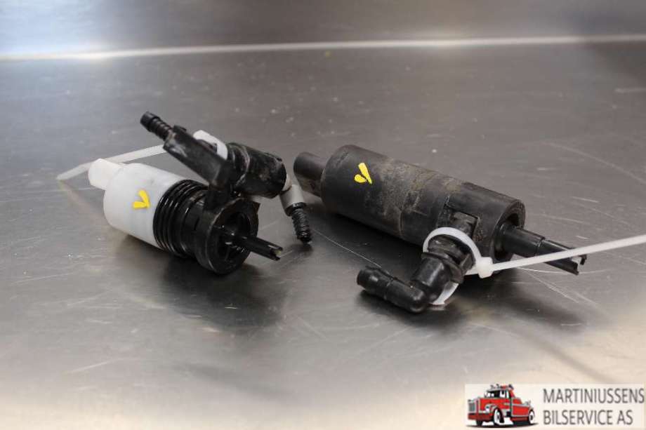 Spylerpumpe foran til Mercedes GLK, 2008-2015 (X204) (X204) (MERCEDES|)