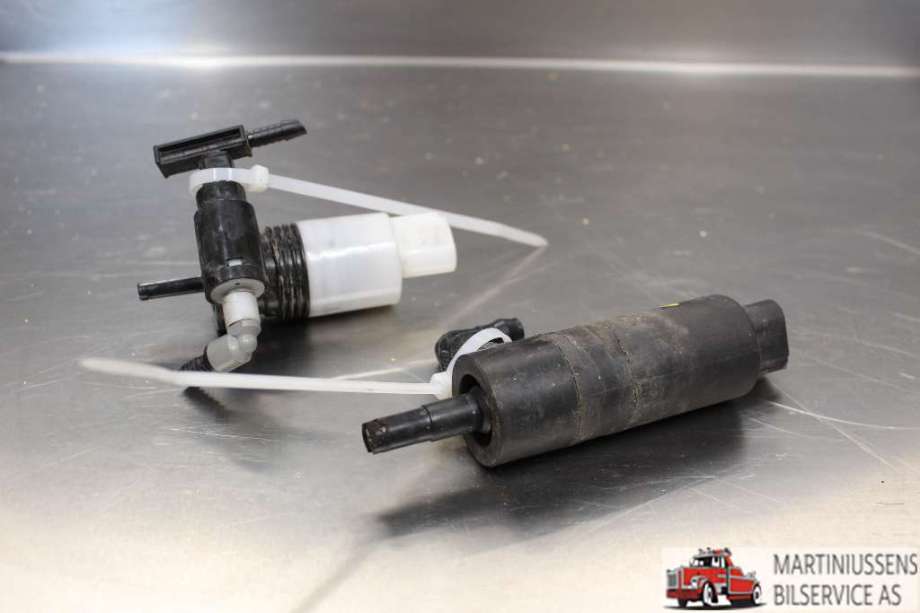 Spylerpumpe foran til Mercedes GLK 2008-2015 (X204) (X204) (MERCEDES|)