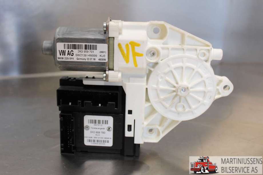 Ruteheis venstre til VW Caddy, 2015-2020 (Type III, Fase 3)  (VOLKSWAGEN|2K5 959 701)