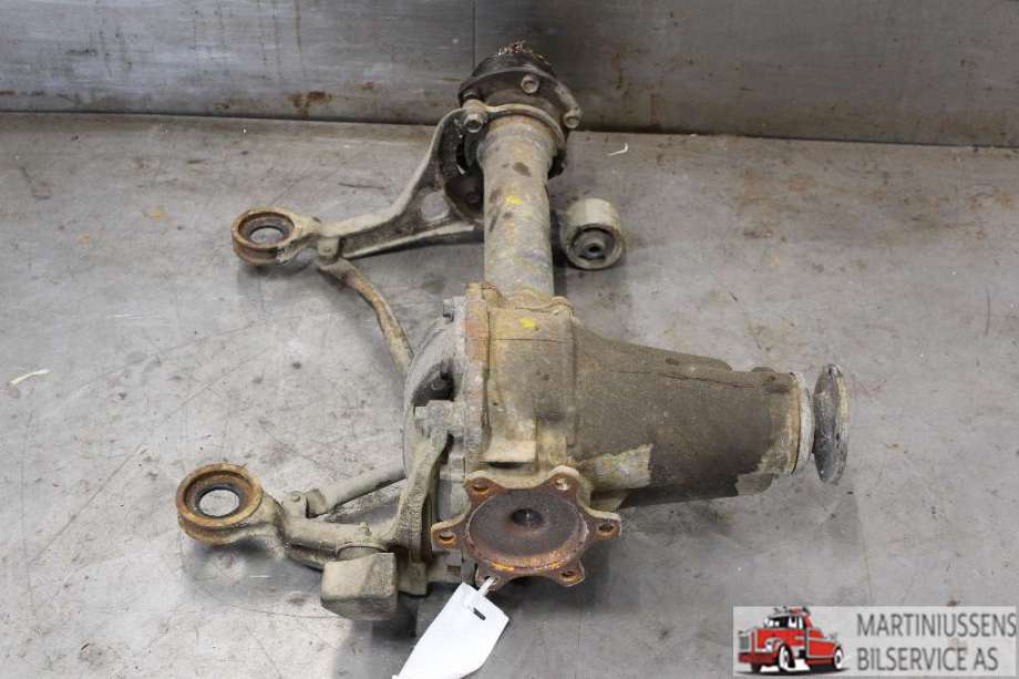 Kardang til Toyota Hiace 2007-2012 (Fase 3)  (TOYOTA|)