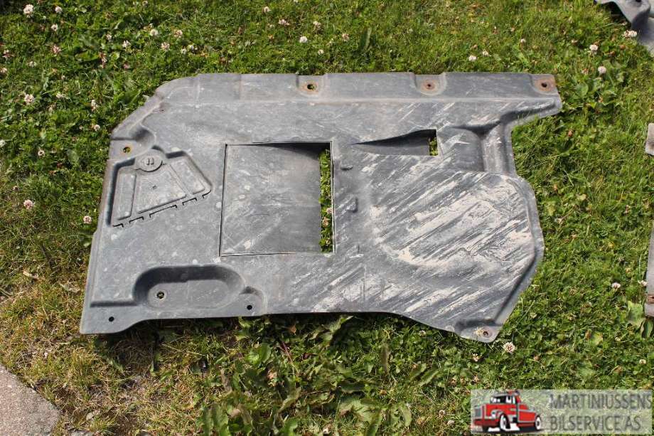 Motorplate under motor til BMW X1 2009-2015 (E84) (E84) (BMW|)