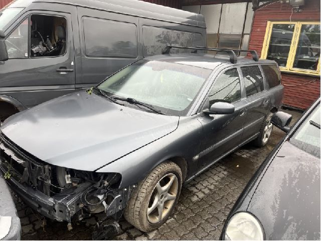 Dør venstre bak til Volvo V70 2000-2004 (Type II, Fase 1) (VOLVO|)
