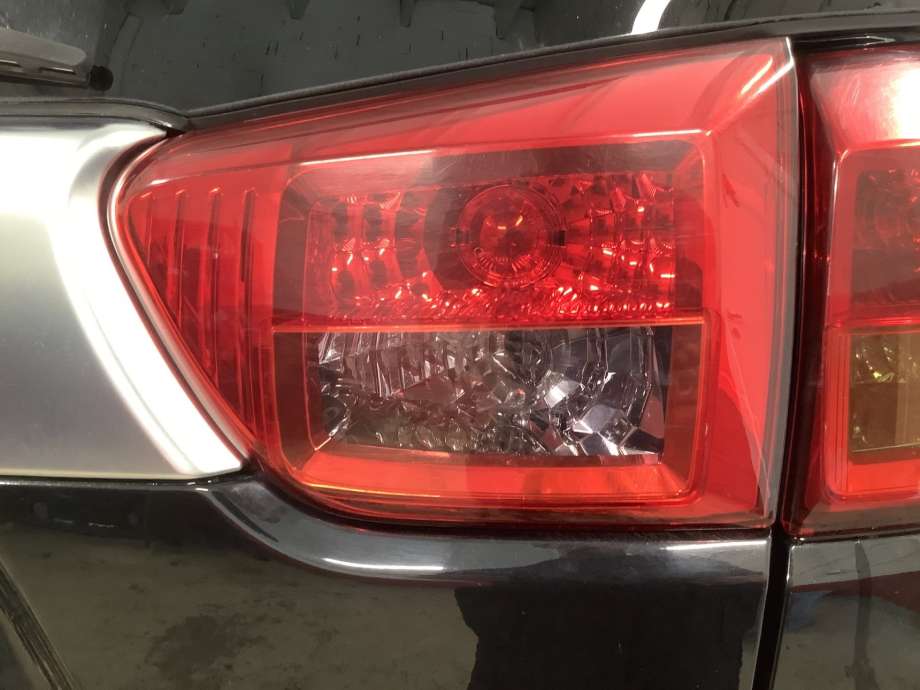 Baklykt høyre indre til Peugeot 4007, 2007-2012  (PEUGEOT|)