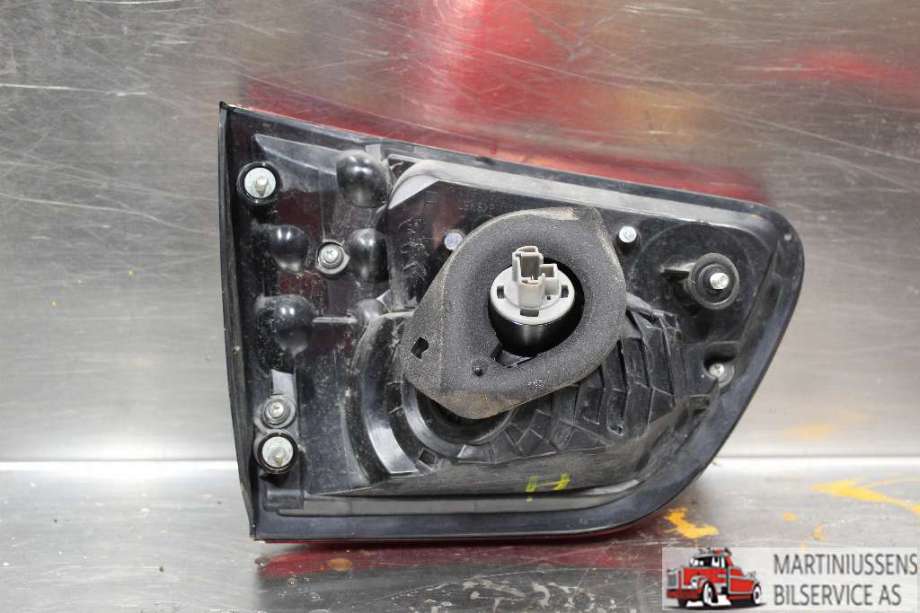 Baklykt høyre indre til Peugeot 4007 2007-2012  (PEUGEOT|)