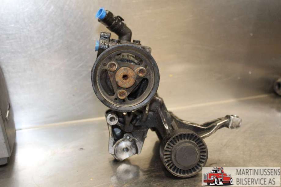 Servo pumpe mekanisk til VW Transporter / Caravelle, 2015-2019 (T6) (T6) (VOLKSWAGEN|)