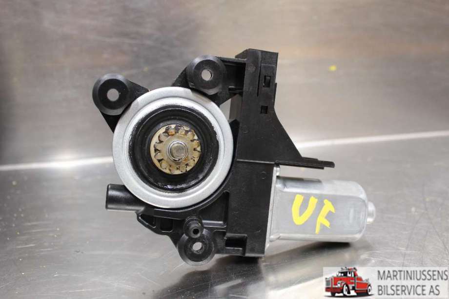 Ruteheis venstre til Volvo V70 2007-2013 (Type III, Fase 1)  (VOLVO|970713-101|)