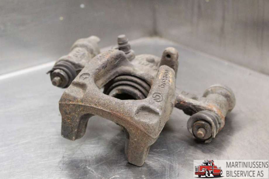 Bremsecaliper brakett til Mercedes Vito 2014-->> (W447) (W447) (MERCEDES|)