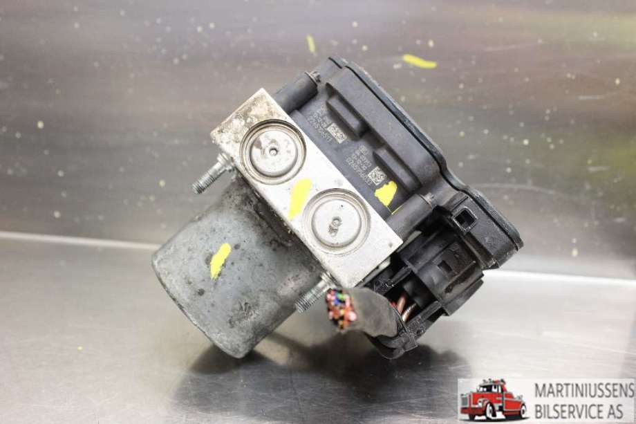 ABS sentral til Mercedes Sprinter 2013-2018 (Fase 2) (906) (906) (MERCEDES|0265956033|)