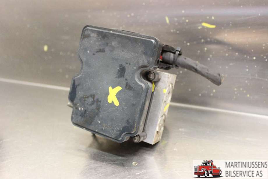 ABS sentral til Mercedes Sprinter 2013-2018 (Fase 2) (906) (906) (MERCEDES|0265956033|)