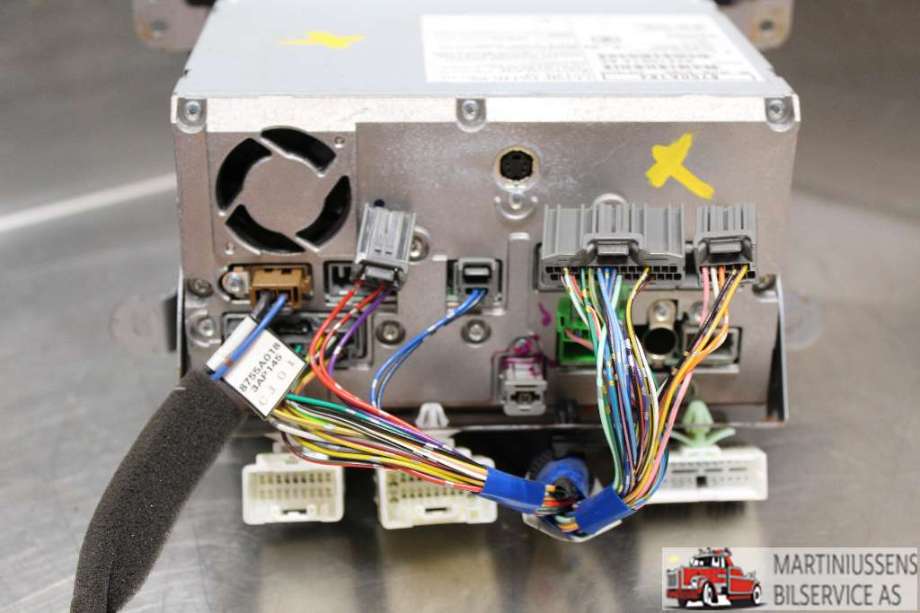 Bilstereo til Mitsubishi Outlander 2007-2010 (Type II, Fase 1)  (MITSUBISHI|8750A184|)