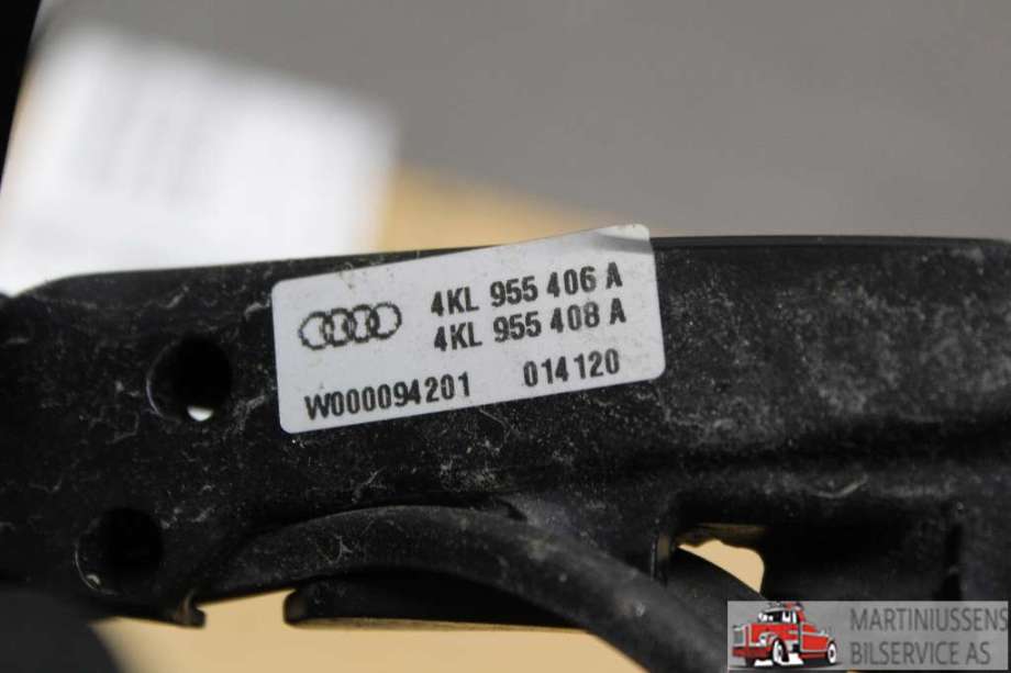 Viskerarmer frontrute til Audi e-tron 2018-->>  (AUDI||4KL 955 406 A)