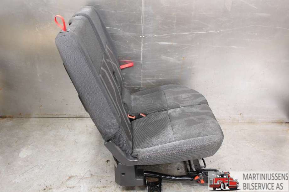 Sete foran høyre til Ford Transit Connect 2013-2018 Type II, Fase 1  (FORD|)