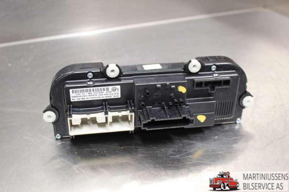 Varmeapparat betjening til VW Caddy 2015-2020 (Type III, Fase 3)  (VOLKSWAGEN|5HB 012 108|)