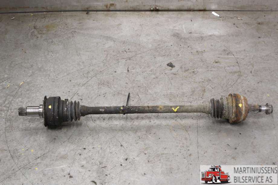 Drivaksel venstre bak til Mercedes GLK, 2008-2015 (X204) (X204) (MERCEDES|)