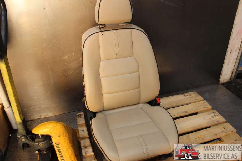 Sete foran høyre til Mercedes GLK 2008-2015 (X204) (X204) (MERCEDES|)
