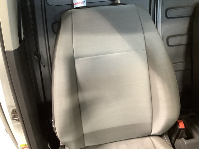 Sete foran høyre til VW Caddy 2010-2015 (Type III, Fase 2)  (VOLKSWAGEN|)