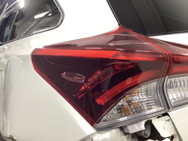 Baklykt venstre til Toyota Auris, 2015-2019 (Type II, Fase 2)  (TOYOTA|)