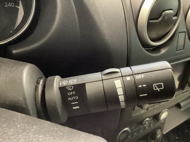 Bryter visker til Nissan Qashqai, 2010-2014 (Type I, Fase 2)  (NISSAN|)