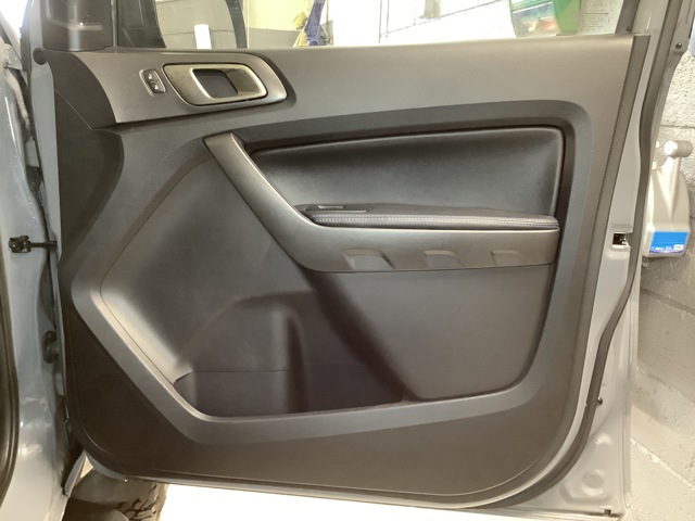 Dørtrekk høyre til Ford Ranger / Ranger Raptor 2015-2022 (FORD|)