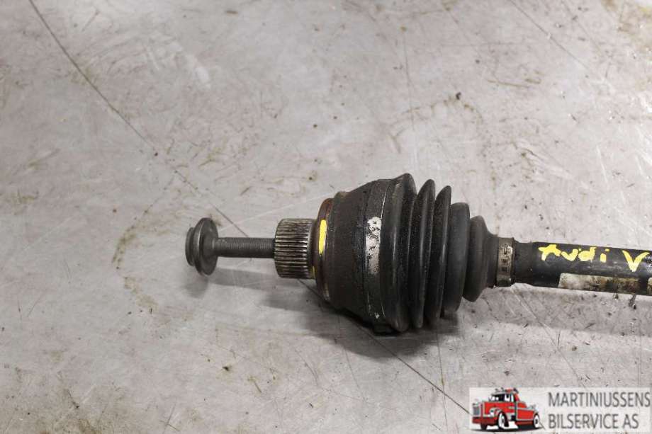 Drivaksel venstre foran til Audi A4 2007-2014 (Type IV) (B8) (B8) (AUDI|)