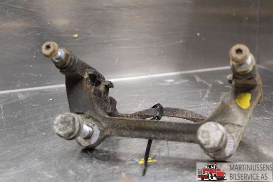 Bremsecaliper brakett til VW Tiguan, 2016-2020 (Type II, Fase 1)  (VOLKSWAGEN|)